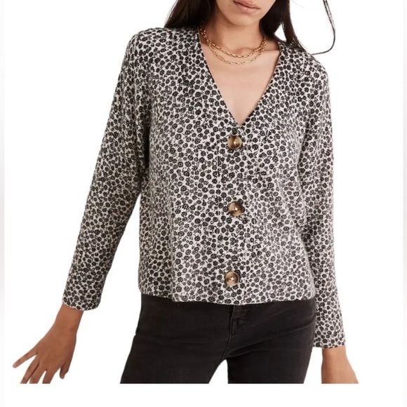 Madewell Sweaters - Madewell black and white floral sweater Medium (M)